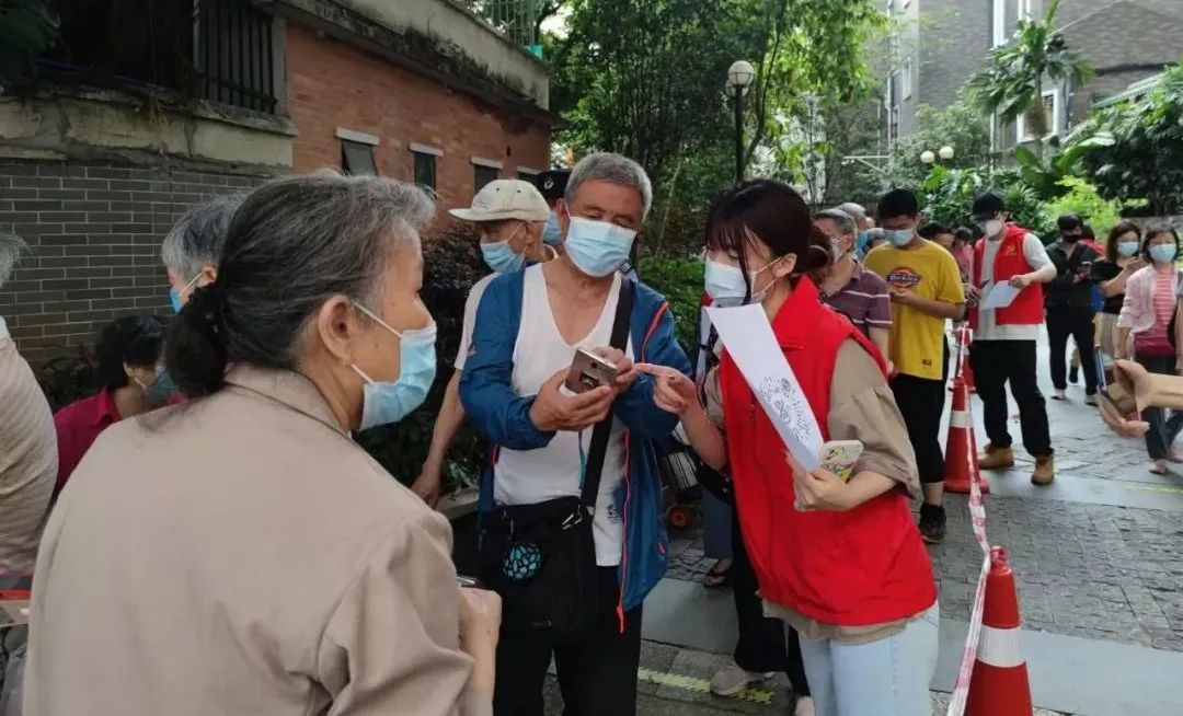 广新集团“青”力战疫 筑牢疫情防控屏障
