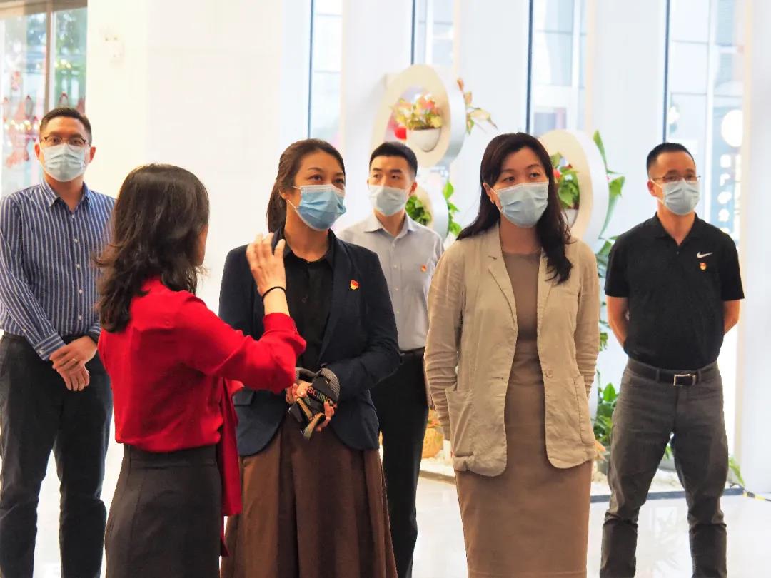 省税务局第三分局走进广新集团下属省广集团开展税企学习交流活动